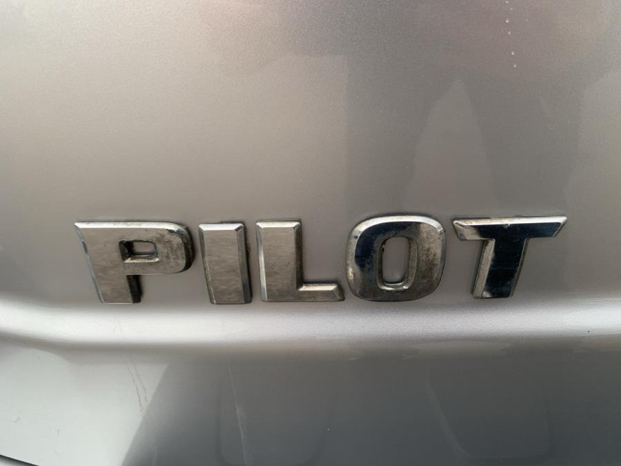 2011 Honda Pilot 4WD 4dr EX-L, available for sale in Springfield, Massachusetts | Absolute Motors Inc. Springfield, Massachusetts 2011 Honda Pilot 4WD 4dr EX-L, available for sale in Springfield, Massachusetts | Absolute Motors Inc. Springfield, Massachusetts