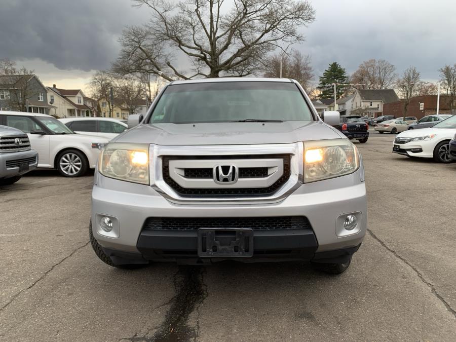 2011 Honda Pilot 4WD 4dr EX-L, available for sale in Springfield, Massachusetts | Absolute Motors Inc. Springfield, Massachusetts 2011 Honda Pilot 4WD 4dr EX-L, available for sale in Springfield, Massachusetts | Absolute Motors Inc. Springfield, Massachusetts
