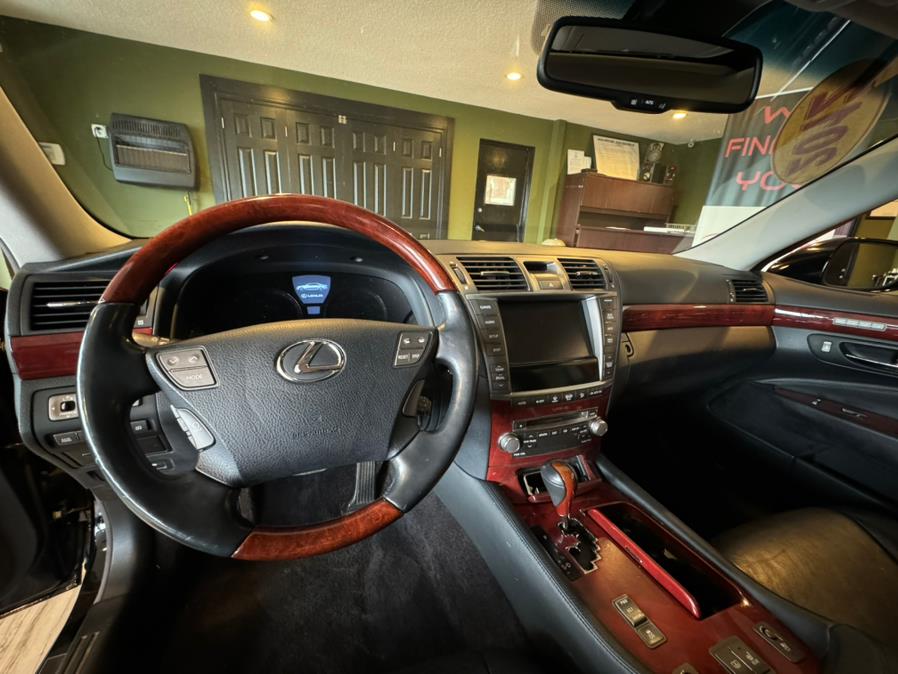 2012 Lexus LS 460 4dr Sdn AWD, available for sale in West Hartford, Connecticut | AutoMax. West Hartford, Connecticut 2012 Lexus LS 460 4dr Sdn AWD, available for sale in West Hartford, Connecticut | AutoMax. West Hartford, Connecticut