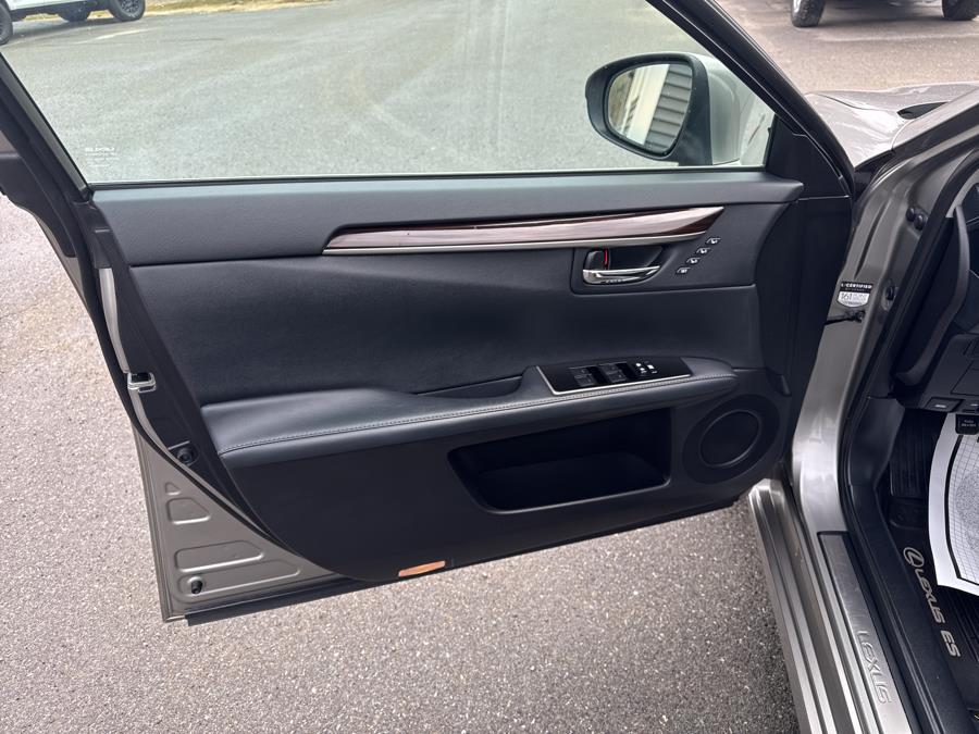 2016 Lexus ES 350 4dr Sdn, available for sale in Bangor , Maine | Pray's Auto Sales . Bangor , Maine 2016 Lexus ES 350 4dr Sdn, available for sale in Bangor , Maine | Pray's Auto Sales . Bangor , Maine