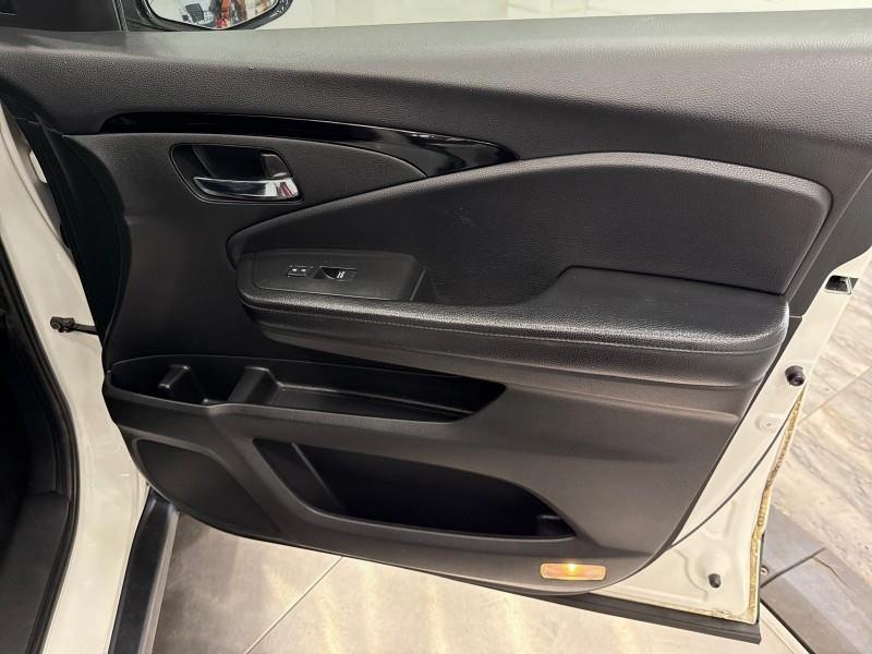 2017 Honda Pilot Elite AWD, available for sale in Maple Shade, New Jersey | Car Revolution. Maple Shade, New Jersey 2017 Honda Pilot Elite AWD, available for sale in Maple Shade, New Jersey | Car Revolution. Maple Shade, New Jersey