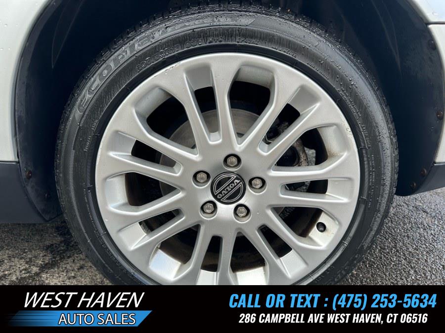 2005 Volvo V50 2.5L Turbo AWD Auto, available for sale in West Haven, Connecticut | West Haven Auto Sales LLC. West Haven, Connecticut 2005 Volvo V50 2.5L Turbo AWD Auto, available for sale in West Haven, Connecticut | West Haven Auto Sales LLC. West Haven, Connecticut
