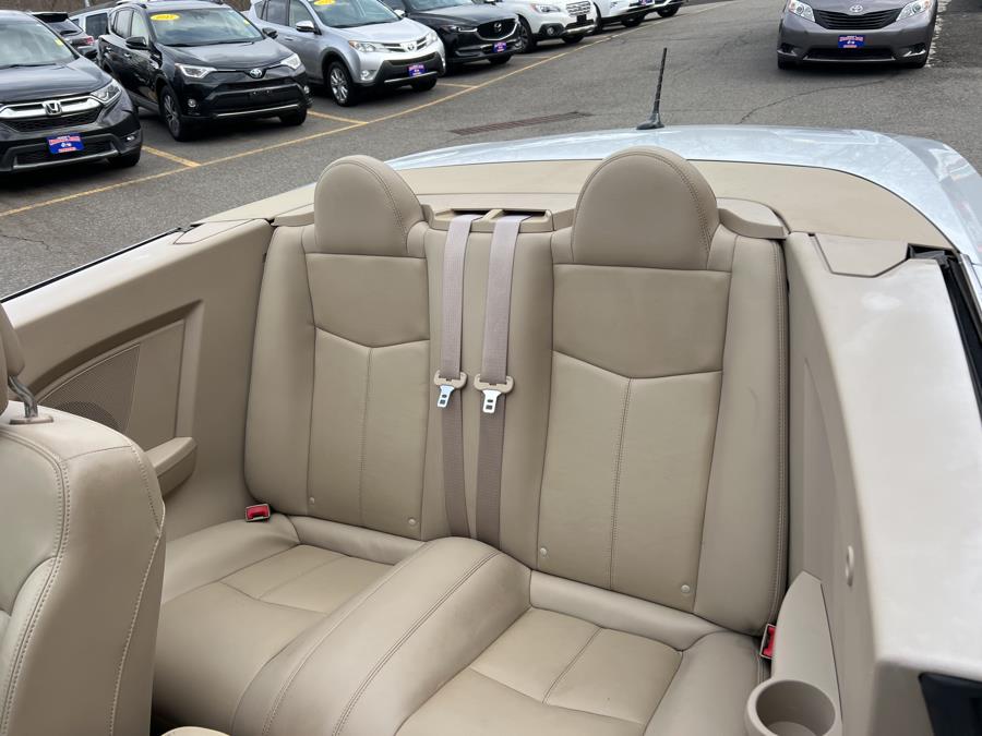 2012 Chrysler 200 2dr Conv Limited, available for sale in Waterbury, Connecticut | National Auto Brokers, Inc.. Waterbury, Connecticut 2012 Chrysler 200 2dr Conv Limited, available for sale in Waterbury, Connecticut | National Auto Brokers, Inc.. Waterbury, Connecticut