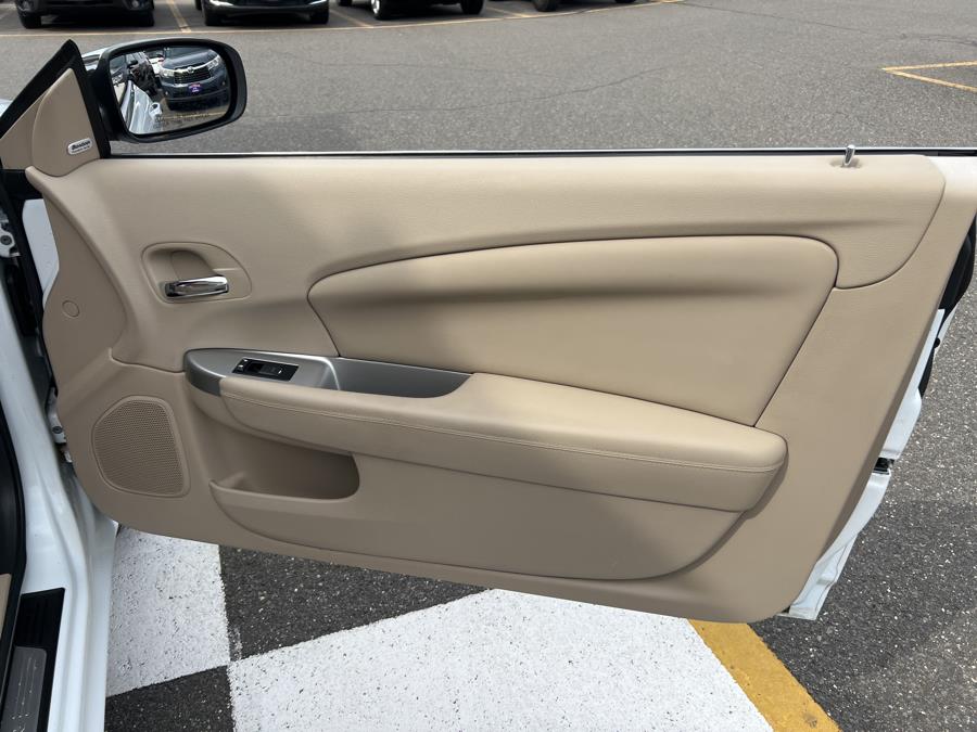 2012 Chrysler 200 2dr Conv Limited, available for sale in Waterbury, Connecticut | National Auto Brokers, Inc.. Waterbury, Connecticut 2012 Chrysler 200 2dr Conv Limited, available for sale in Waterbury, Connecticut | National Auto Brokers, Inc.. Waterbury, Connecticut