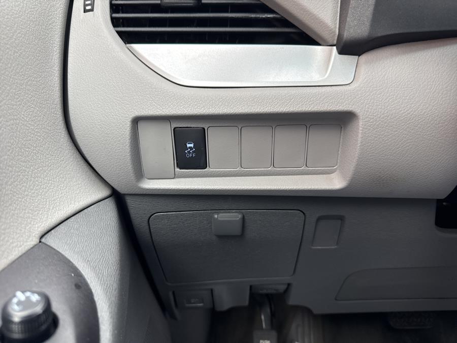 2015 Toyota Sienna 5dr 7-Pass Van L FWD, available for sale in Waterbury, Connecticut | National Auto Brokers, Inc.. Waterbury, Connecticut 2015 Toyota Sienna 5dr 7-Pass Van L FWD, available for sale in Waterbury, Connecticut | National Auto Brokers, Inc.. Waterbury, Connecticut