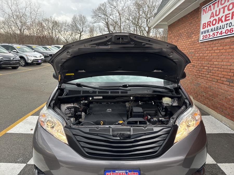 2015 Toyota Sienna 5dr 7-Pass Van L FWD, available for sale in Waterbury, Connecticut | National Auto Brokers, Inc.. Waterbury, Connecticut 2015 Toyota Sienna 5dr 7-Pass Van L FWD, available for sale in Waterbury, Connecticut | National Auto Brokers, Inc.. Waterbury, Connecticut