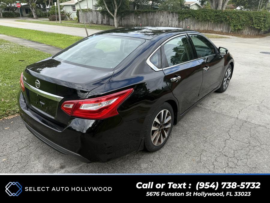 2016 Nissan Altima 2.5 SV Sedan 4D, available for sale in Hollywood, Florida | Select Auto Hollywood. Hollywood, Florida 2016 Nissan Altima 2.5 SV Sedan 4D, available for sale in Hollywood, Florida | Select Auto Hollywood. Hollywood, Florida