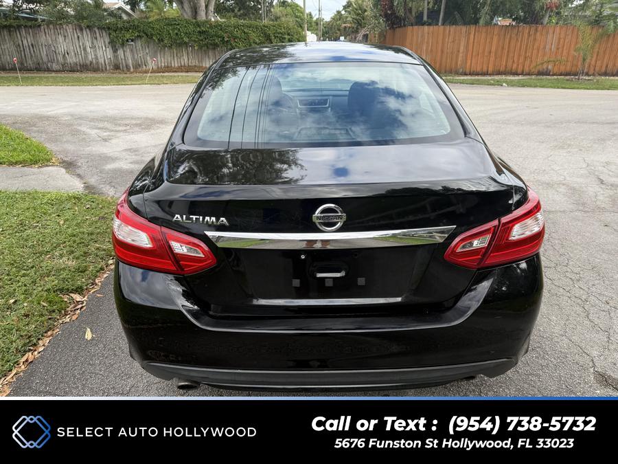 2016 Nissan Altima 2.5 SV Sedan 4D, available for sale in Hollywood, Florida | Select Auto Hollywood. Hollywood, Florida 2016 Nissan Altima 2.5 SV Sedan 4D, available for sale in Hollywood, Florida | Select Auto Hollywood. Hollywood, Florida