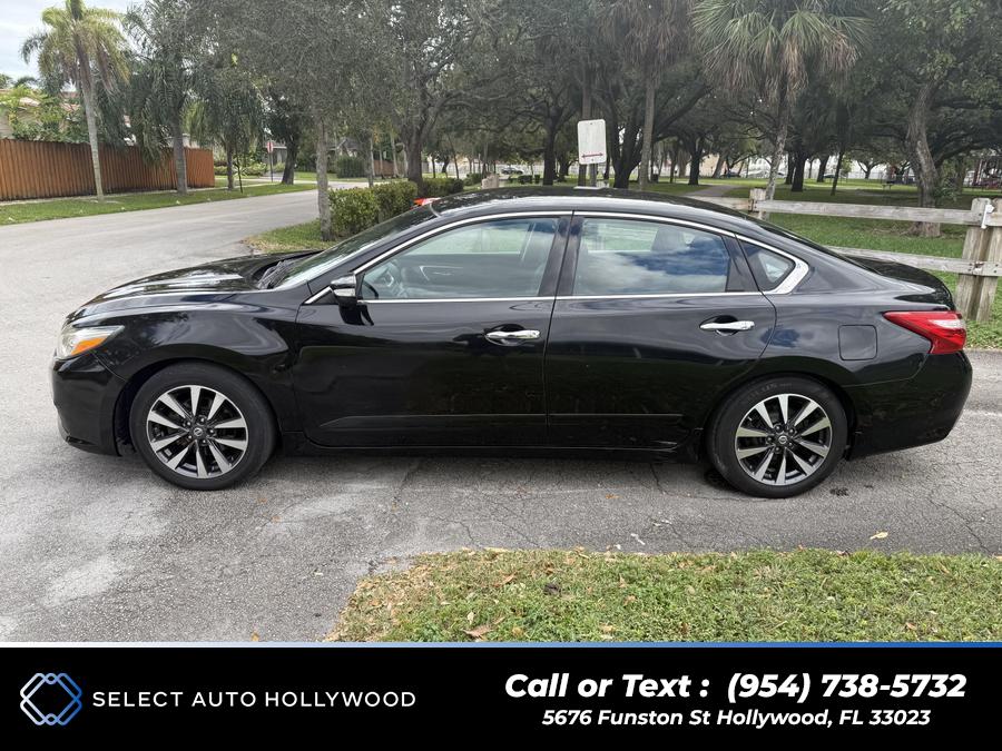 2016 Nissan Altima 2.5 SV Sedan 4D, available for sale in Hollywood, Florida | Select Auto Hollywood. Hollywood, Florida 2016 Nissan Altima 2.5 SV Sedan 4D, available for sale in Hollywood, Florida | Select Auto Hollywood. Hollywood, Florida