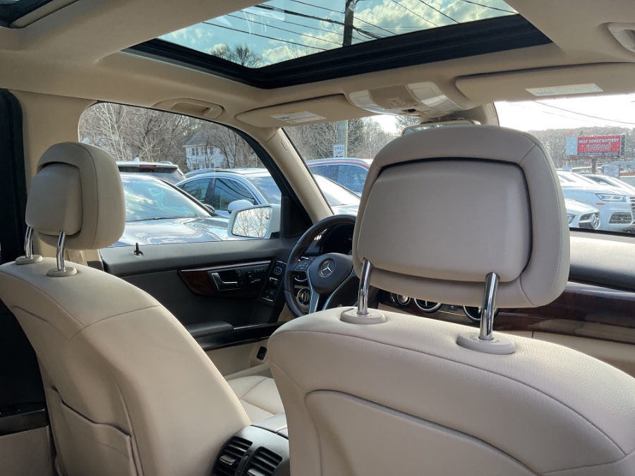 2015 Mercedes-Benz GLK-Class 4MATIC 4dr GLK350, available for sale in Waterbury, Connecticut | Jim Juliani Motors. Waterbury, Connecticut 2015 Mercedes-Benz GLK-Class 4MATIC 4dr GLK350, available for sale in Waterbury, Connecticut | Jim Juliani Motors. Waterbury, Connecticut