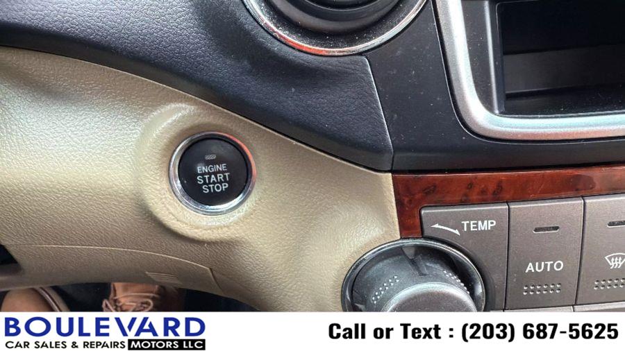 2013 Toyota Highlander Limited Sport Utility 4D, available for sale in New Haven, Connecticut | Boulevard Motors LLC. New Haven, Connecticut 2013 Toyota Highlander Limited Sport Utility 4D, available for sale in New Haven, Connecticut | Boulevard Motors LLC. New Haven, Connecticut
