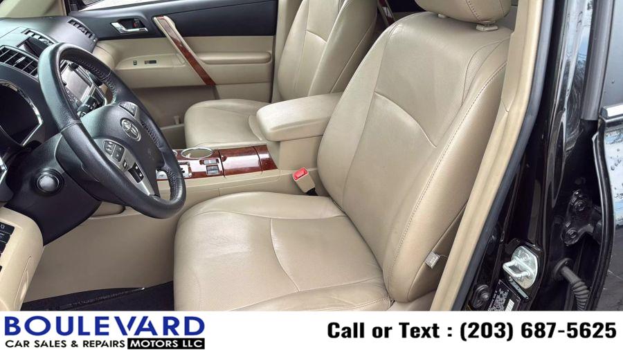 2013 Toyota Highlander Limited Sport Utility 4D, available for sale in New Haven, Connecticut | Boulevard Motors LLC. New Haven, Connecticut 2013 Toyota Highlander Limited Sport Utility 4D, available for sale in New Haven, Connecticut | Boulevard Motors LLC. New Haven, Connecticut