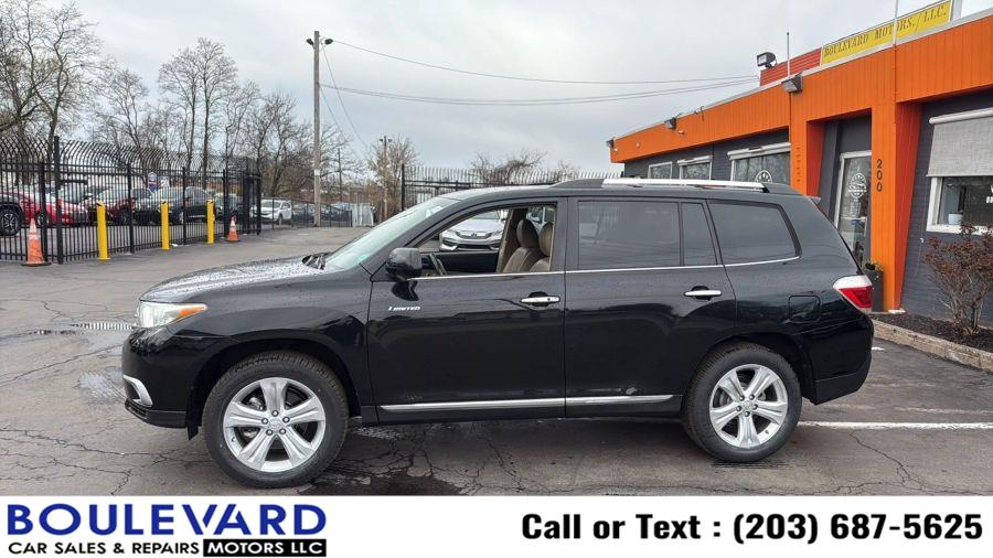 2013 Toyota Highlander Limited Sport Utility 4D, available for sale in New Haven, Connecticut | Boulevard Motors LLC. New Haven, Connecticut 2013 Toyota Highlander Limited Sport Utility 4D, available for sale in New Haven, Connecticut | Boulevard Motors LLC. New Haven, Connecticut