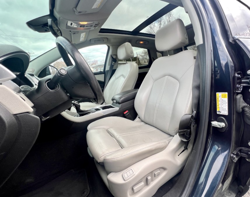 2015 Cadillac SRX AWD 4dr Luxury Collection, available for sale in Manchester, New Hampshire | Second Street Auto Sales Inc. Manchester, New Hampshire 2015 Cadillac SRX AWD 4dr Luxury Collection, available for sale in Manchester, New Hampshire | Second Street Auto Sales Inc. Manchester, New Hampshire