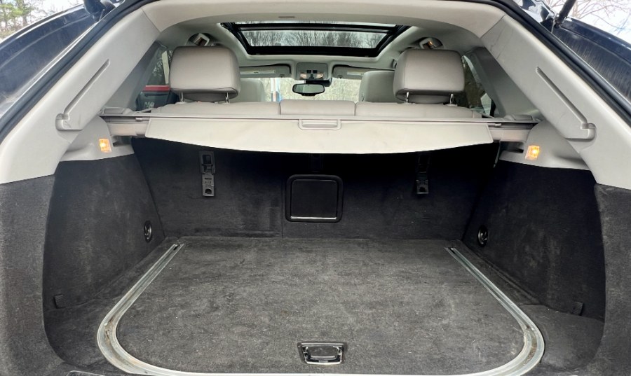 2015 Cadillac SRX AWD 4dr Luxury Collection, available for sale in Manchester, New Hampshire | Second Street Auto Sales Inc. Manchester, New Hampshire 2015 Cadillac SRX AWD 4dr Luxury Collection, available for sale in Manchester, New Hampshire | Second Street Auto Sales Inc. Manchester, New Hampshire