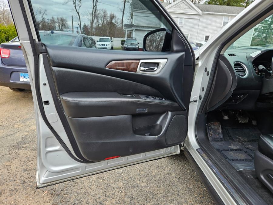 2014 Nissan Pathfinder 4WD 4dr SL, available for sale in East Windsor, Connecticut | Toro Auto. East Windsor, Connecticut 2014 Nissan Pathfinder 4WD 4dr SL, available for sale in East Windsor, Connecticut | Toro Auto. East Windsor, Connecticut