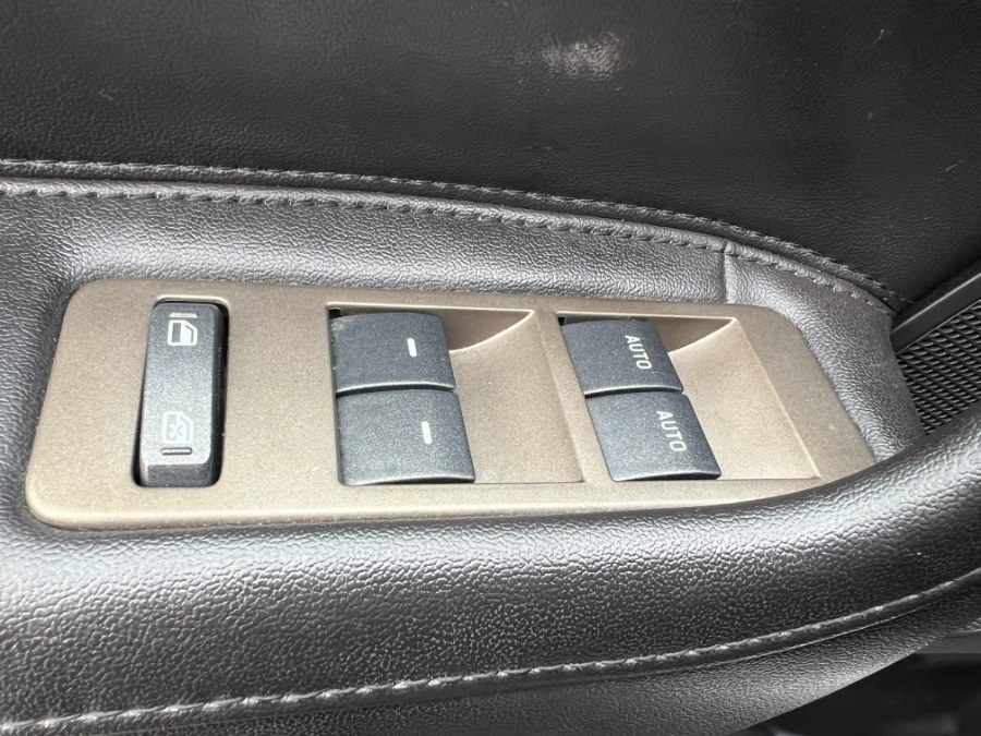 2013 Lincoln MKX AWD 4dr, available for sale in Bristol, Connecticut | Bristol Auto Center LLC. Bristol, Connecticut 2013 Lincoln MKX AWD 4dr, available for sale in Bristol, Connecticut | Bristol Auto Center LLC. Bristol, Connecticut