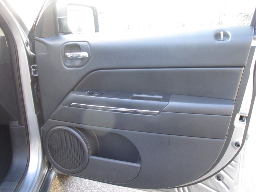 2015 Jeep Patriot 4WD 4dr Limited, available for sale in Massapequa, New York | South Shore Auto Brokers & Sales. Massapequa, New York 2015 Jeep Patriot 4WD 4dr Limited, available for sale in Massapequa, New York | South Shore Auto Brokers & Sales. Massapequa, New York