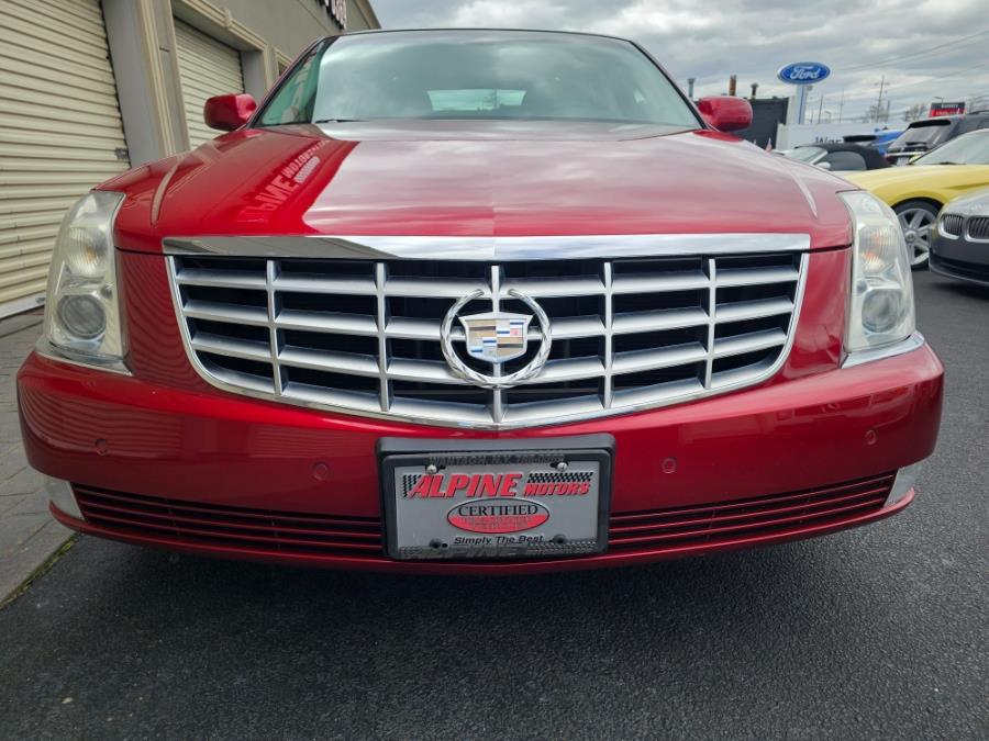 2011 Cadillac DTS 4dr Sdn Luxury Collection, available for sale in Wantagh, New York | Alpine Motors Inc. Wantagh, New York 2011 Cadillac DTS 4dr Sdn Luxury Collection, available for sale in Wantagh, New York | Alpine Motors Inc. Wantagh, New York
