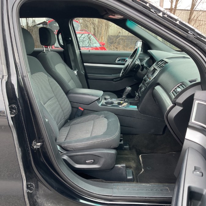 2017 Ford Explorer XLT 4WD, available for sale in Hicksville, New York | REGAL AUTOHAUS. Hicksville, New York 2017 Ford Explorer XLT 4WD, available for sale in Hicksville, New York | REGAL AUTOHAUS. Hicksville, New York