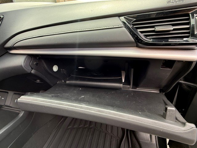 2019 Acura RDX AWD, available for sale in Bristol, Connecticut | Dealmax Motors LLC. Bristol, Connecticut 2019 Acura RDX AWD, available for sale in Bristol, Connecticut | Dealmax Motors LLC. Bristol, Connecticut