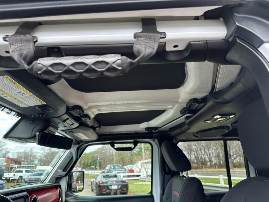 2021 Jeep Gladiator Rubicon 4x4, available for sale in South Windsor, Connecticut | Mike And Tony Auto Sales, Inc. South Windsor, Connecticut 2021 Jeep Gladiator Rubicon 4x4, available for sale in South Windsor, Connecticut | Mike And Tony Auto Sales, Inc. South Windsor, Connecticut