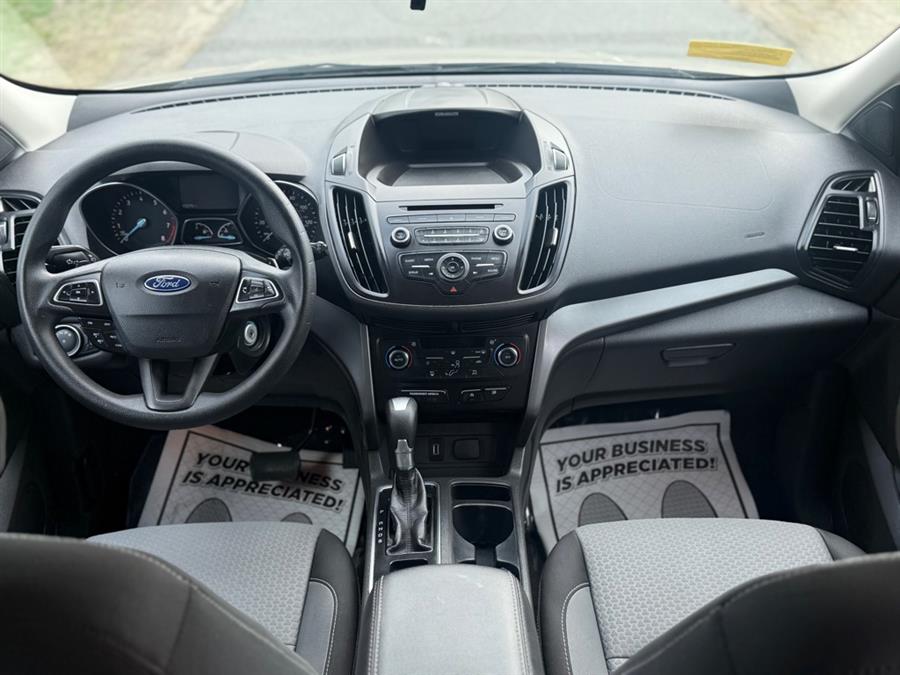 2017 Ford Escape SE, available for sale in Lawrence, Massachusetts | Home Run Auto Sales Inc. Lawrence, Massachusetts 2017 Ford Escape SE, available for sale in Lawrence, Massachusetts | Home Run Auto Sales Inc. Lawrence, Massachusetts