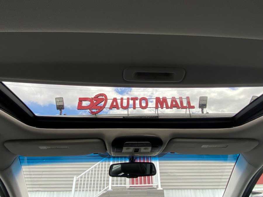 2009 Acura TL 4dr Sdn SH-AWD Tech, available for sale in Paterson, New Jersey | DZ Automall. Paterson, New Jersey 2009 Acura TL 4dr Sdn SH-AWD Tech, available for sale in Paterson, New Jersey | DZ Automall. Paterson, New Jersey
