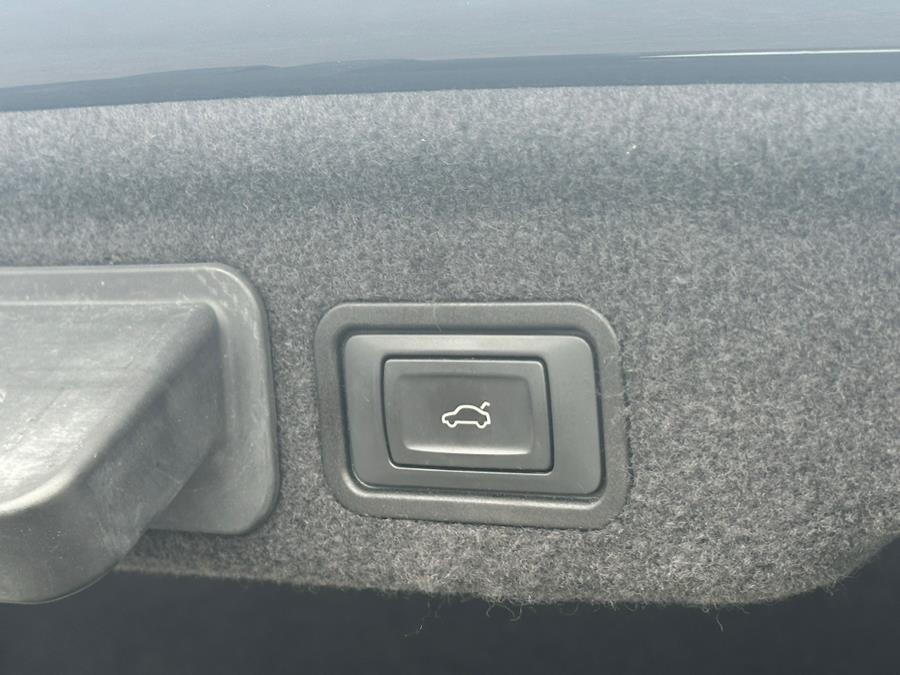 2014 Audi A8 L 4dr Sdn 4.0T, available for sale in Irvington , New Jersey | Auto Haus of Irvington Corp. Irvington , New Jersey 2014 Audi A8 L 4dr Sdn 4.0T, available for sale in Irvington , New Jersey | Auto Haus of Irvington Corp. Irvington , New Jersey