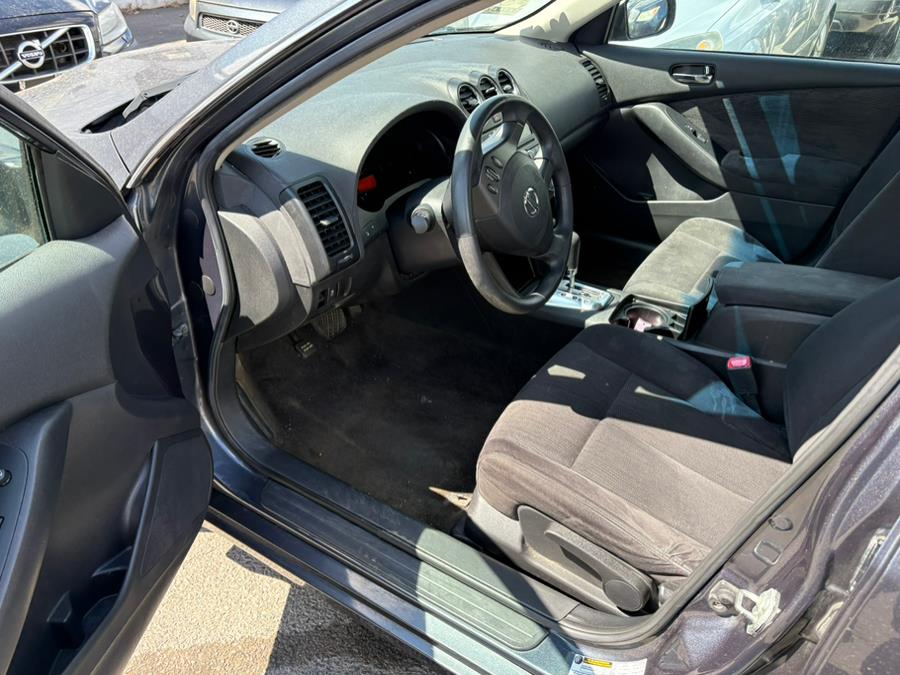 2011 Nissan Altima 4dr Sdn I4 CVT 2.5, available for sale in East Windsor, Connecticut | CT Car Co LLC. East Windsor, Connecticut 2011 Nissan Altima 4dr Sdn I4 CVT 2.5, available for sale in East Windsor, Connecticut | CT Car Co LLC. East Windsor, Connecticut