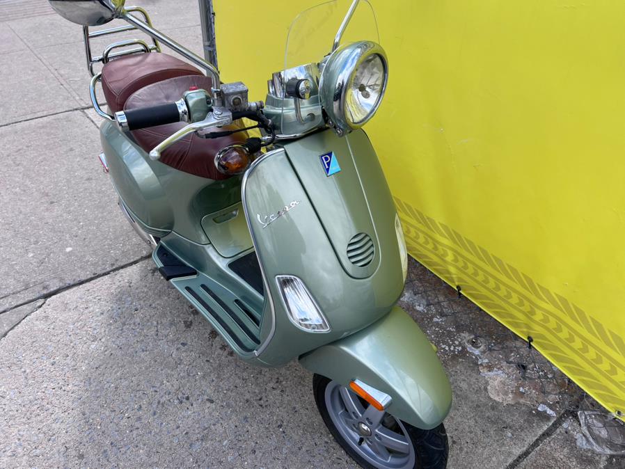 2007 VESPA LXV150 SCOOTER, available for sale in Brooklyn, New York | Autoforward Motors Inc.. Brooklyn, New York 2007 VESPA LXV150 SCOOTER, available for sale in Brooklyn, New York | Autoforward Motors Inc.. Brooklyn, New York