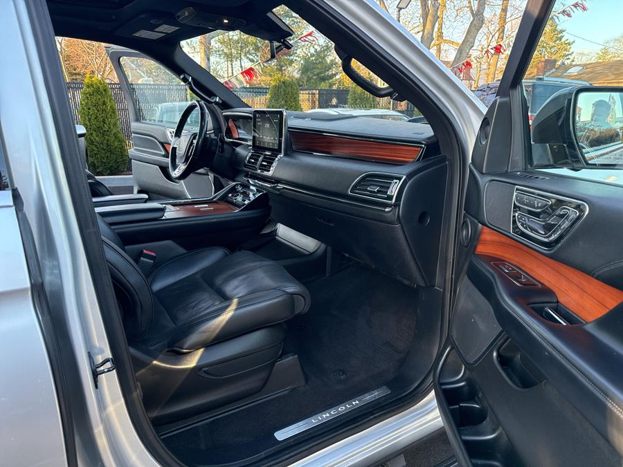 2018 Lincoln Navigator 4x4 Reserve, available for sale in Islip, New York | L.I. Auto Gallery. Islip, New York 2018 Lincoln Navigator 4x4 Reserve, available for sale in Islip, New York | L.I. Auto Gallery. Islip, New York