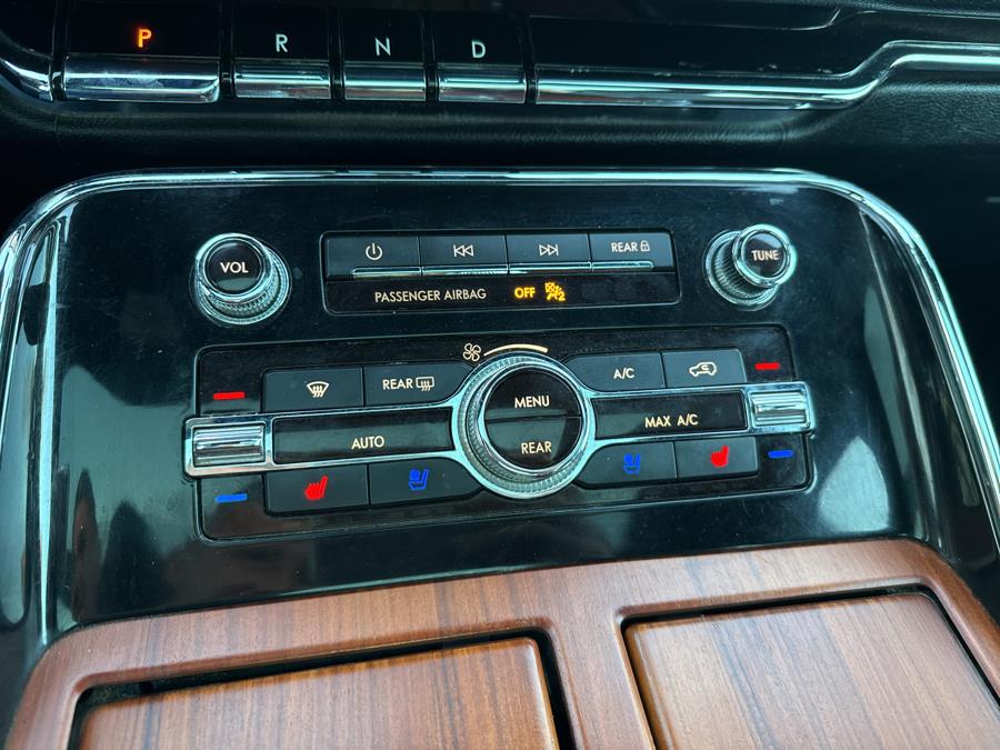 2018 Lincoln Navigator 4x4 Reserve, available for sale in Islip, New York | L.I. Auto Gallery. Islip, New York 2018 Lincoln Navigator 4x4 Reserve, available for sale in Islip, New York | L.I. Auto Gallery. Islip, New York