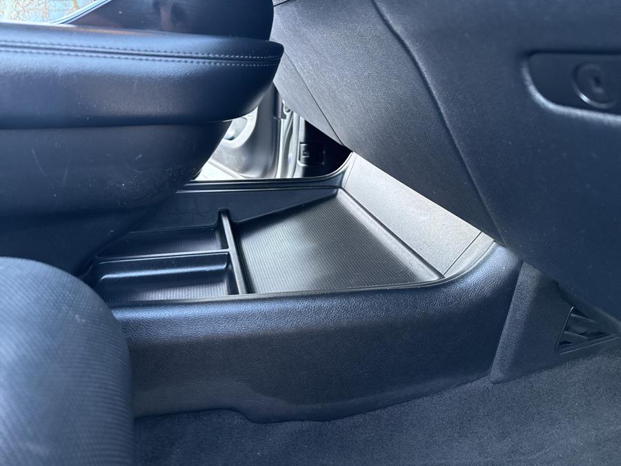 2018 Lincoln Navigator 4x4 Reserve, available for sale in Islip, New York | L.I. Auto Gallery. Islip, New York 2018 Lincoln Navigator 4x4 Reserve, available for sale in Islip, New York | L.I. Auto Gallery. Islip, New York
