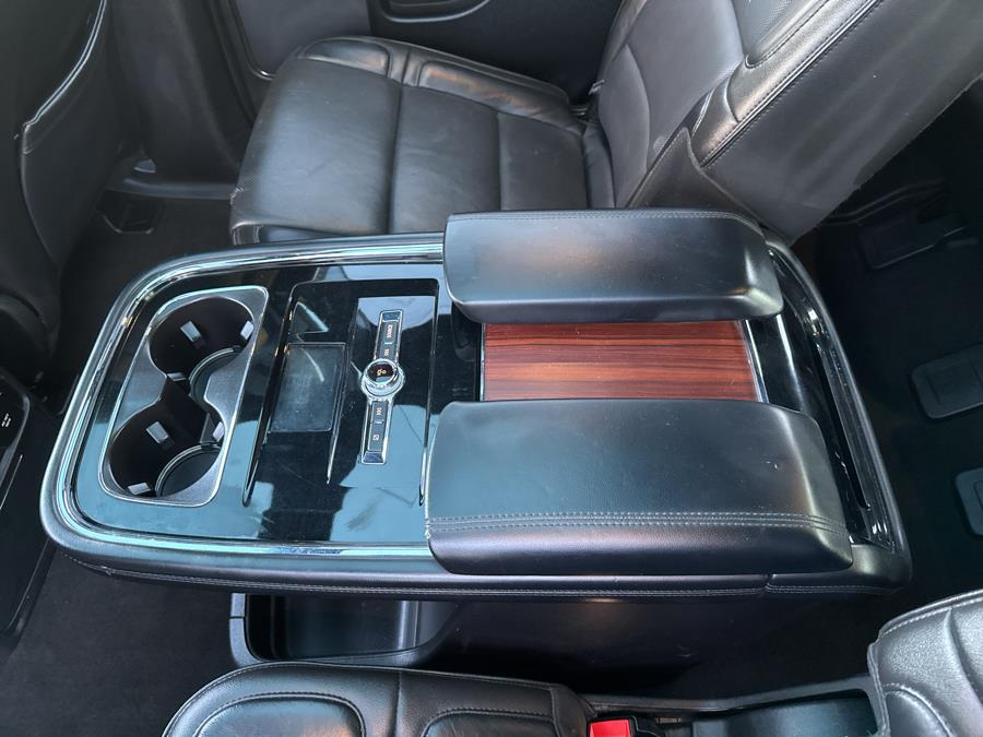 2018 Lincoln Navigator 4x4 Reserve, available for sale in Islip, New York | L.I. Auto Gallery. Islip, New York 2018 Lincoln Navigator 4x4 Reserve, available for sale in Islip, New York | L.I. Auto Gallery. Islip, New York