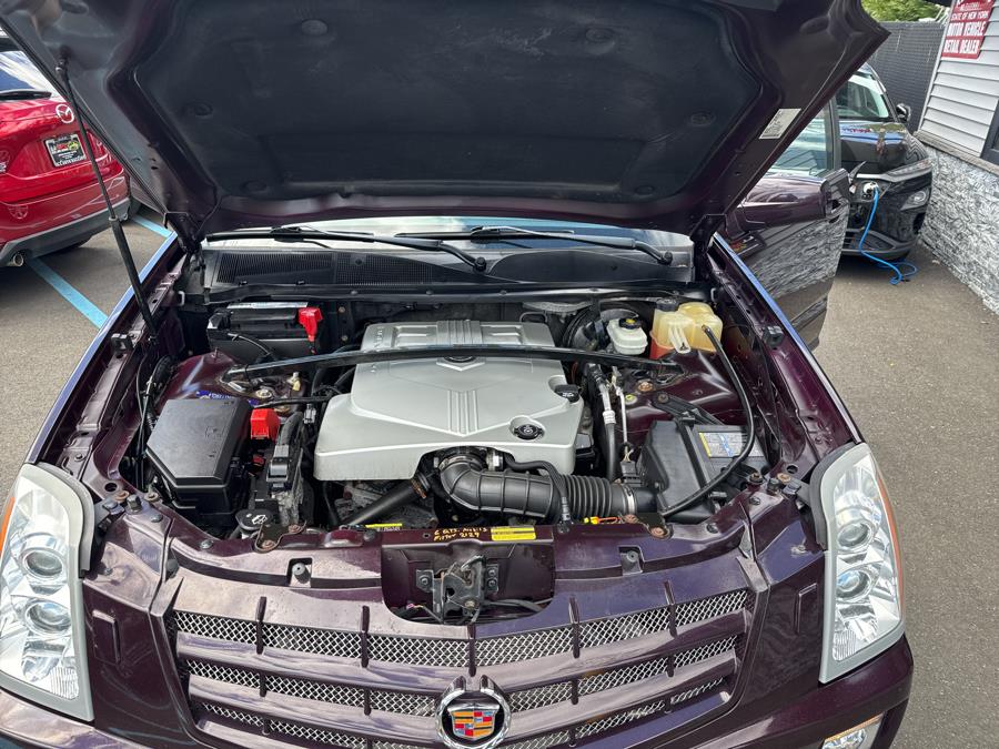 2009 Cadillac SRX AWD 4dr V6, available for sale in Islip, New York | L.I. Auto Gallery. Islip, New York 2009 Cadillac SRX AWD 4dr V6, available for sale in Islip, New York | L.I. Auto Gallery. Islip, New York