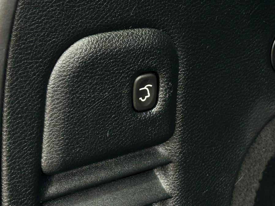2020 Jeep Grand Cherokee Limited 4x4, available for sale in Hillside, New Jersey | Champion Auto Hillside. Hillside, New Jersey 2020 Jeep Grand Cherokee Limited 4x4, available for sale in Hillside, New Jersey | Champion Auto Hillside. Hillside, New Jersey