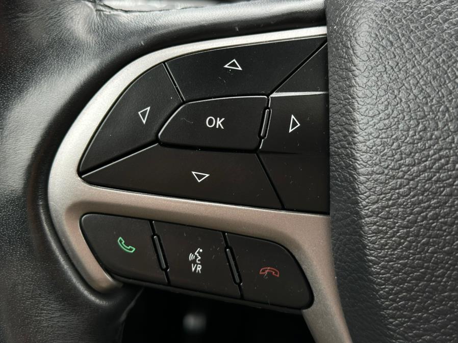 2020 Jeep Grand Cherokee Limited 4x4, available for sale in Hillside, New Jersey | Champion Auto Hillside. Hillside, New Jersey 2020 Jeep Grand Cherokee Limited 4x4, available for sale in Hillside, New Jersey | Champion Auto Hillside. Hillside, New Jersey
