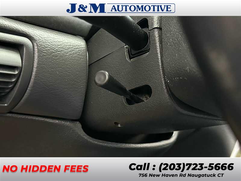 2004 Ford Mustang GT Deluxe, available for sale in Naugatuck, Connecticut | J&M Automotive Sls&Svc LLC. Naugatuck, Connecticut 2004 Ford Mustang GT Deluxe, available for sale in Naugatuck, Connecticut | J&M Automotive Sls&Svc LLC. Naugatuck, Connecticut