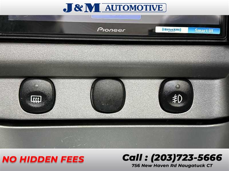 2004 Ford Mustang GT Deluxe, available for sale in Naugatuck, Connecticut | J&M Automotive Sls&Svc LLC. Naugatuck, Connecticut 2004 Ford Mustang GT Deluxe, available for sale in Naugatuck, Connecticut | J&M Automotive Sls&Svc LLC. Naugatuck, Connecticut