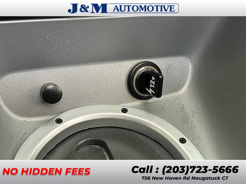 2004 Ford Mustang GT Deluxe, available for sale in Naugatuck, Connecticut | J&M Automotive Sls&Svc LLC. Naugatuck, Connecticut 2004 Ford Mustang GT Deluxe, available for sale in Naugatuck, Connecticut | J&M Automotive Sls&Svc LLC. Naugatuck, Connecticut