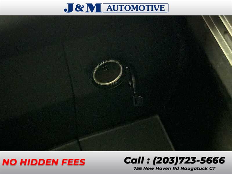 2023 Toyota Highlander XLE, available for sale in Naugatuck, Connecticut | J&M Automotive Sls&Svc LLC. Naugatuck, Connecticut 2023 Toyota Highlander XLE, available for sale in Naugatuck, Connecticut | J&M Automotive Sls&Svc LLC. Naugatuck, Connecticut