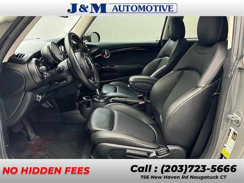 2019 Mini Hardtop 2 Door Cooper S, available for sale in Naugatuck, Connecticut | J&M Automotive Sls&Svc LLC. Naugatuck, Connecticut 2019 Mini Hardtop 2 Door Cooper S, available for sale in Naugatuck, Connecticut | J&M Automotive Sls&Svc LLC. Naugatuck, Connecticut