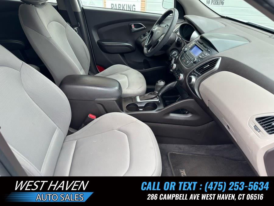 2015 Hyundai Tucson AWD 4dr GLS, available for sale in West Haven, Connecticut | West Haven Auto Sales LLC. West Haven, Connecticut 2015 Hyundai Tucson AWD 4dr GLS, available for sale in West Haven, Connecticut | West Haven Auto Sales LLC. West Haven, Connecticut