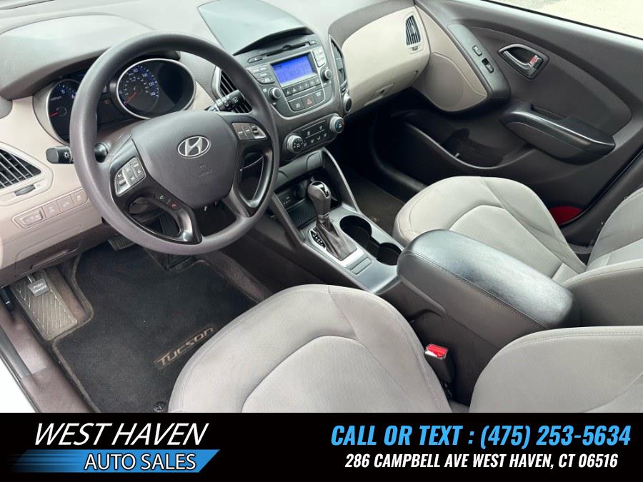 2015 Hyundai Tucson AWD 4dr GLS, available for sale in West Haven, Connecticut | West Haven Auto Sales LLC. West Haven, Connecticut 2015 Hyundai Tucson AWD 4dr GLS, available for sale in West Haven, Connecticut | West Haven Auto Sales LLC. West Haven, Connecticut