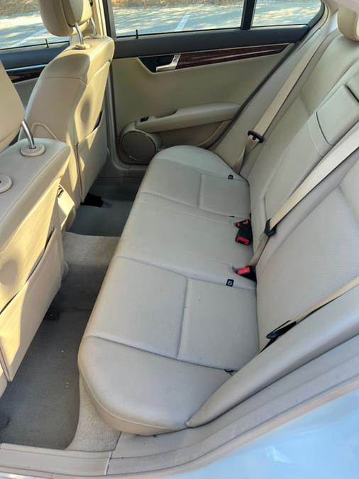 2009 Mercedes-Benz C-Class 4dr Sdn 3.0L Luxury RWD, available for sale in Atlanta, Georgia | A&S Auto Broker LLC. Atlanta, Georgia 2009 Mercedes-Benz C-Class 4dr Sdn 3.0L Luxury RWD, available for sale in Atlanta, Georgia | A&S Auto Broker LLC. Atlanta, Georgia