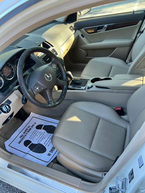 2009 Mercedes-Benz C-Class 4dr Sdn 3.0L Luxury RWD, available for sale in Atlanta, Georgia | A&S Auto Broker LLC. Atlanta, Georgia 2009 Mercedes-Benz C-Class 4dr Sdn 3.0L Luxury RWD, available for sale in Atlanta, Georgia | A&S Auto Broker LLC. Atlanta, Georgia