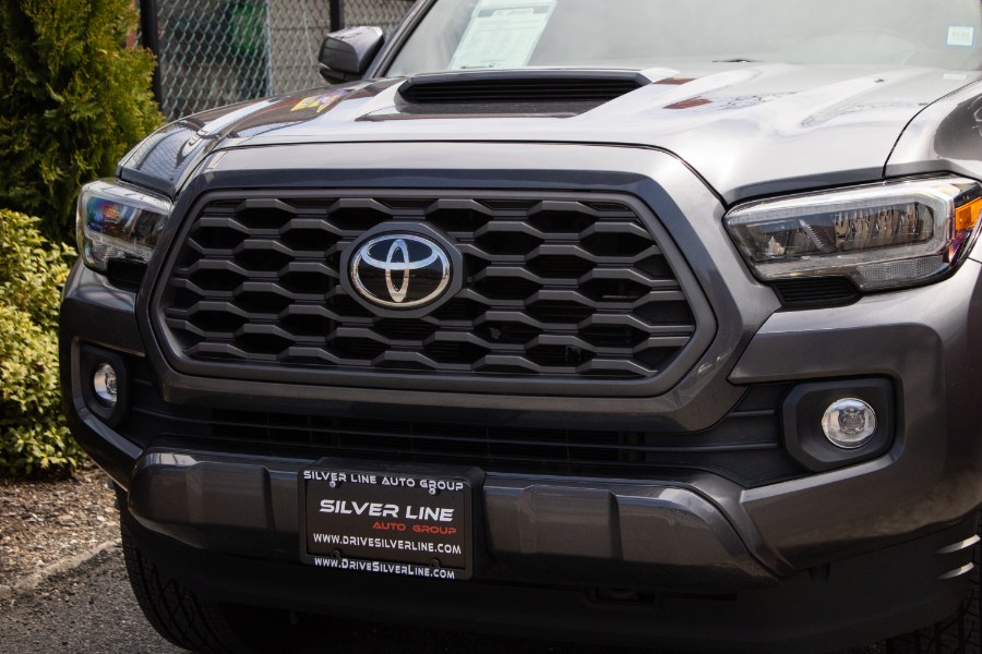2020 Toyota Tacoma 4WD TRD Off Road Double Cab 5'' Bed V6 MT (Natl), available for sale in Flushing, New York | Silverline Auto Group. Flushing, New York 2020 Toyota Tacoma 4WD TRD Off Road Double Cab 5'' Bed V6 MT (Natl), available for sale in Flushing, New York | Silverline Auto Group. Flushing, New York