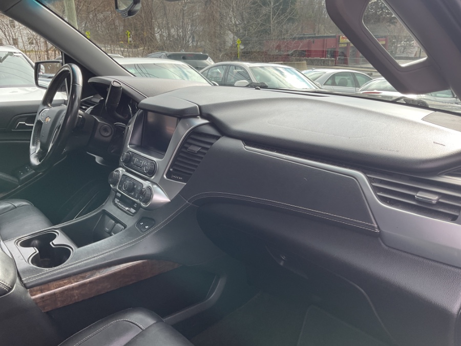 2018 Chevrolet Suburban 4WD 4dr 1500 LT, available for sale in Waterbury, Connecticut | Jim Juliani Motors. Waterbury, Connecticut 2018 Chevrolet Suburban 4WD 4dr 1500 LT, available for sale in Waterbury, Connecticut | Jim Juliani Motors. Waterbury, Connecticut
