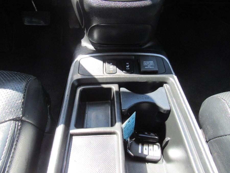 2015 Honda CR-V EX-L, available for sale in Worcester, Massachusetts | Hilario's Auto Sales Inc.. Worcester, Massachusetts 2015 Honda CR-V EX-L, available for sale in Worcester, Massachusetts | Hilario's Auto Sales Inc.. Worcester, Massachusetts